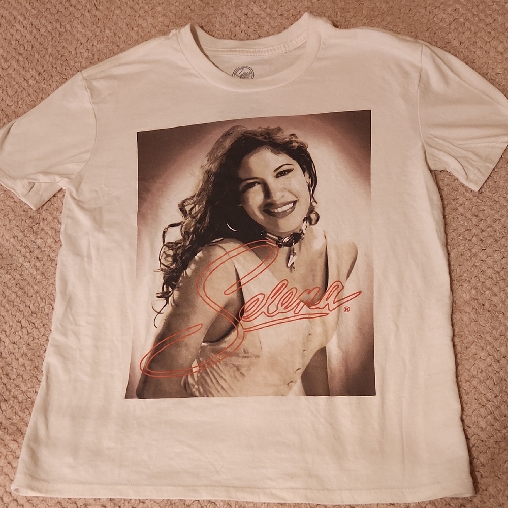 Selena Graphic White T-Shirt